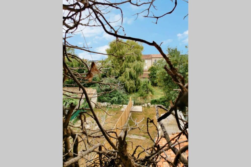 L'Escapade Proche Gare Apartamento Angoulême Exterior foto